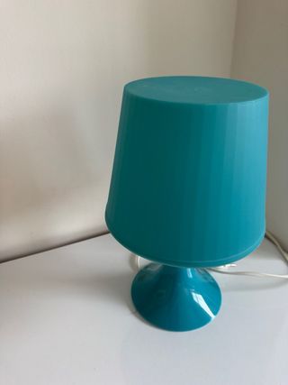 Lámpara de mesa azul turquesa