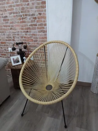 Silla Acapulco Beige y Negra