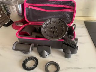 Secador Dyson Supersonic Rosa y Gris