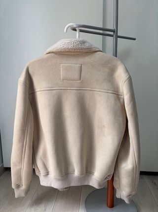 Chaqueta Bomber Bershka Antelina Borreguillo