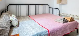 Diván FYRESDAL IKEA con 2 colchones