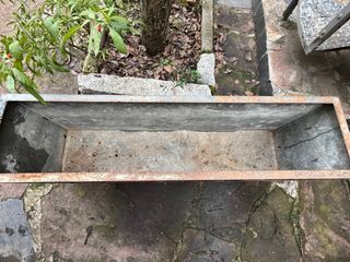 Jardinera de Metal Decorada solo venta persona