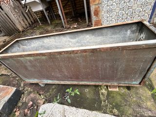 Jardinera de Metal Decorada solo venta persona