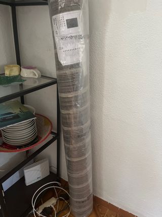 Alfombra poco uso beige y marrón