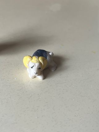 Lote 2 Figuras: Elefante y Perro