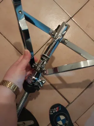 Banqueta de batería ajustable