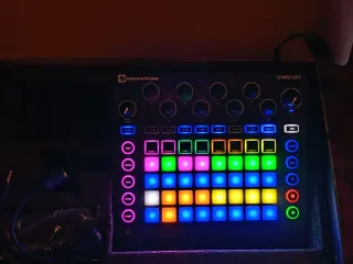 Novation Caja de Ritmos