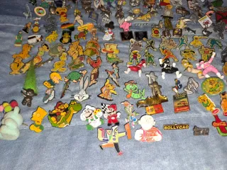 Coleccion de pins antiguos