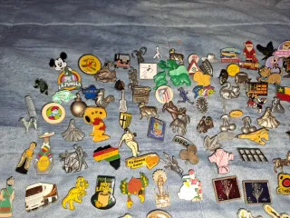 Coleccion de pins antiguos