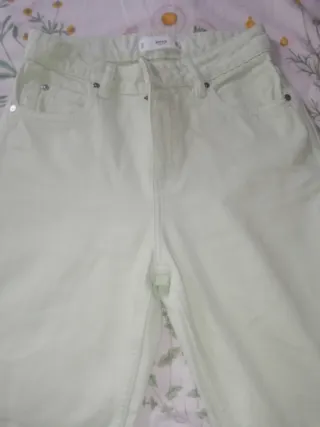 Pantalones vaqueros Mango verdes