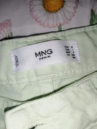 Pantalones vaqueros Mango verdes