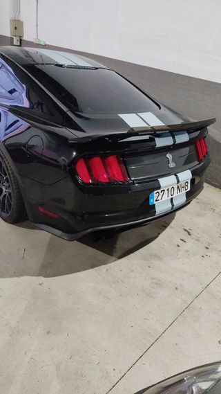 Ford Mustang 3.7 V6 Body kit Shelby GT500