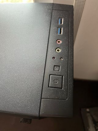 PC Gaming Negro con Luces RGB