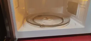 Microondas Grill Candy 20L