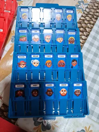 Juego ¿Quién es Quién? & Grab & Go