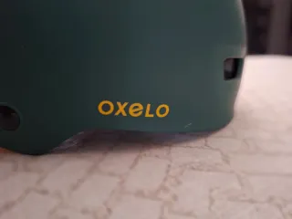 Casco verde Oxelo MF540 para patinar