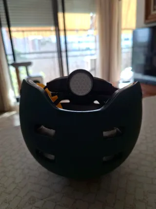 Casco verde Oxelo MF540 para patinar