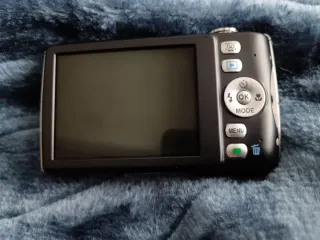 Cámara Pentax Optio P70 12MP 4x Zoom