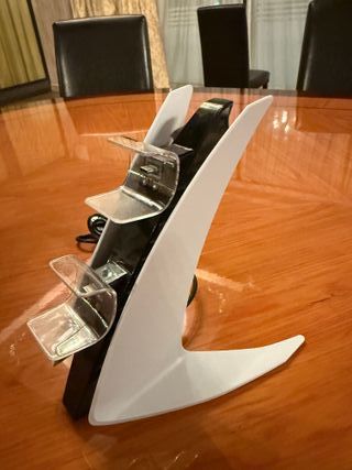 Caricabatterie DualSense PS5