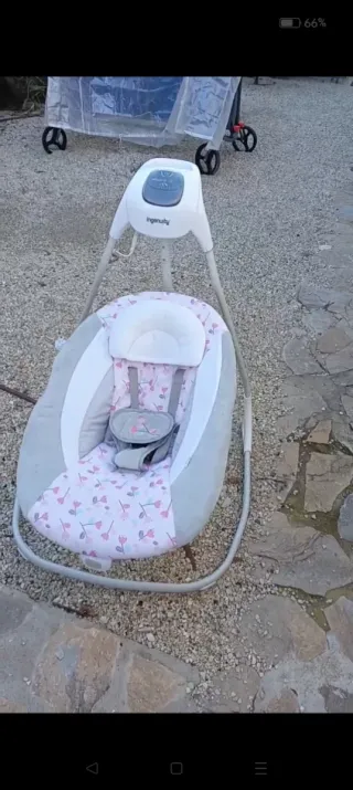 Mecedora columpio para bebé Ingenuity