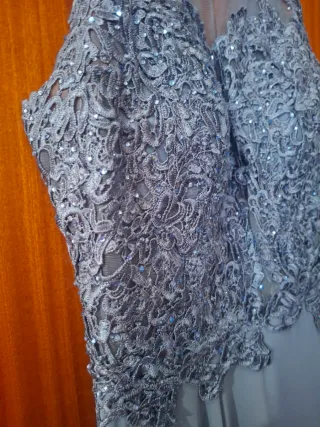 Abito da cerimonia carta da zucchero sartoriale