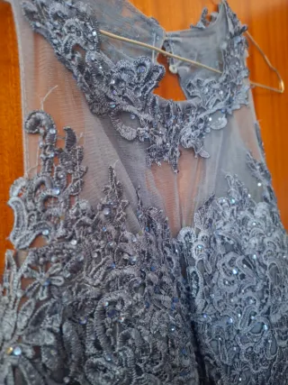 Abito da cerimonia carta da zucchero sartoriale