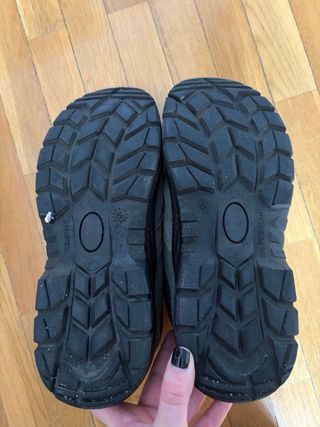 Zapatillas de trabajo Oriocx grises y naranjas