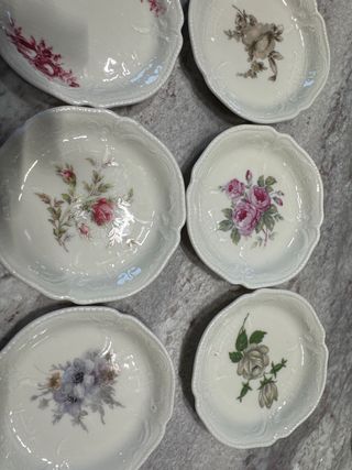 Lote 6 piccoli piatti antichi decorati