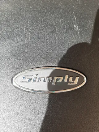 Baúl Moto " GIVI " color negro y de gran Capacidad