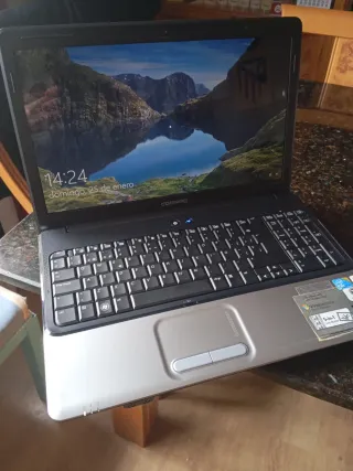 Ordenador Portátil Compaq Negro/Plateado