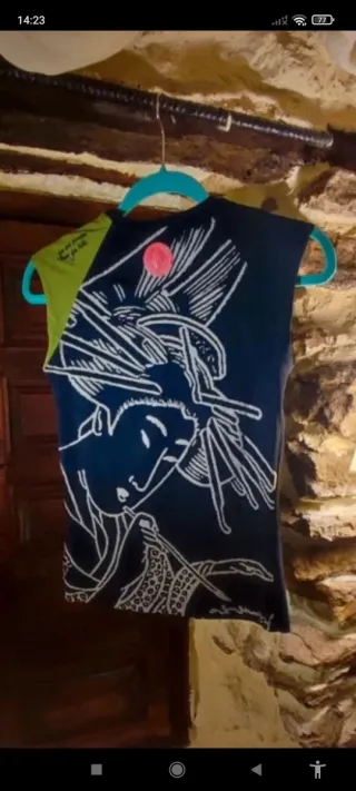 Top Matsumura Negro con Dibujo Geisha