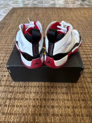 Jordan Air 11 Retro Zapatillas Blancas Rojas