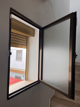 2 Ventanas abatibles