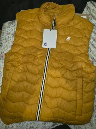 Gilet K-Way giallo nuovo con etichetta