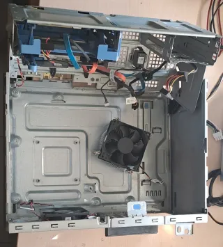 Caja Dell OptiPlex 3040