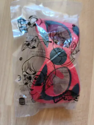 muñeca y gafas Ladybug