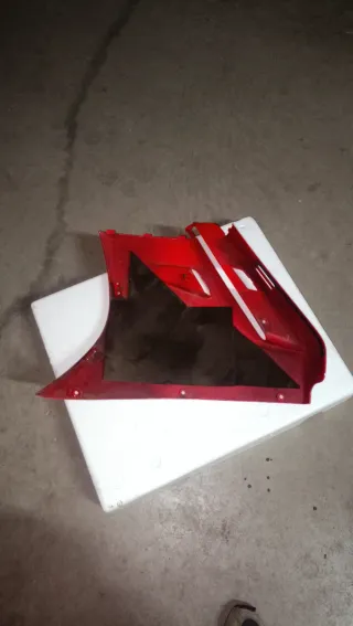 Carenado Derecho VFR750 Rojo