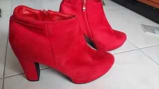 Botines fuxia de piel