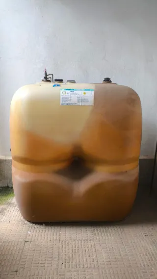 Caldera gasoil con depósito y radiadores