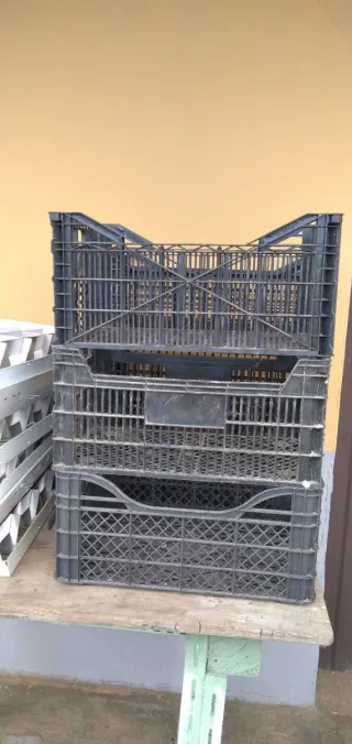 Barquillas de plástico apilables