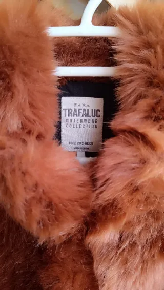 Abrigo de pelo marrón