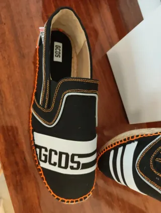 Espadrillas GCDS Nere e Arancioni