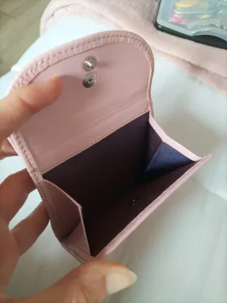 Cartera de piel rosa