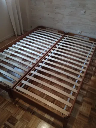 Camas apilables con colchón y cubre-colchones Ikea