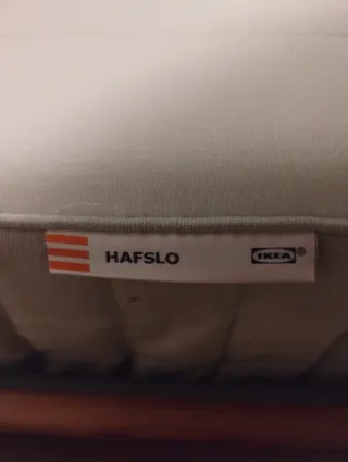 Camas apilables con colchón y cubre-colchones Ikea