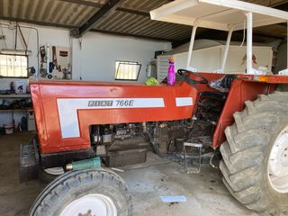 Tractor Fiat 766DT