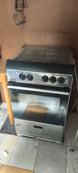 Cocina de gas con horno