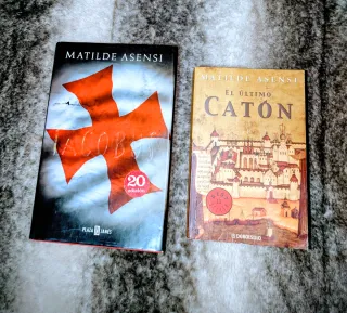 2 libros de Matilde Asensi