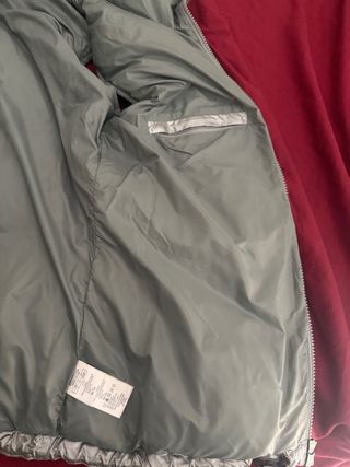 Chaleco acolchado EA7 Emporio Armani plateado