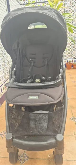 Carrito de paseo negro bebé marca mamas&papas